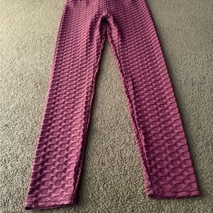Textured Pink Leggings